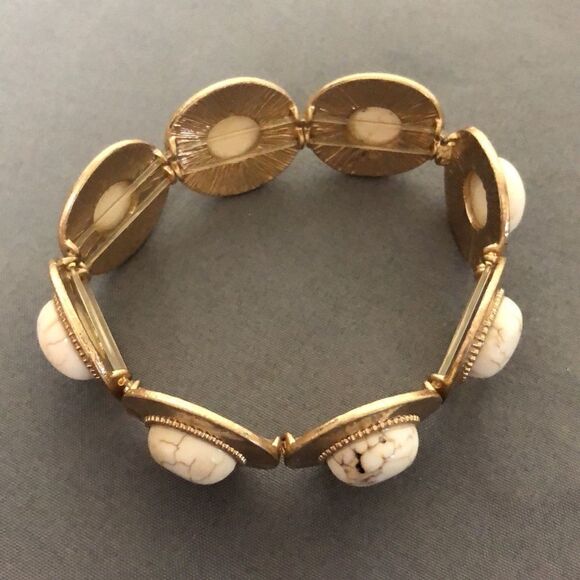 Distressed Gold Tone Bracelet with White Beads - Picture 3 of 3